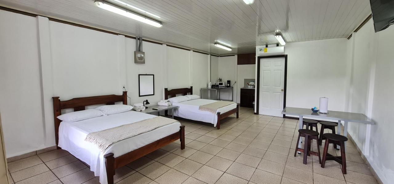 Sleep'ngo Apartamentos&cabinas En Siquirres